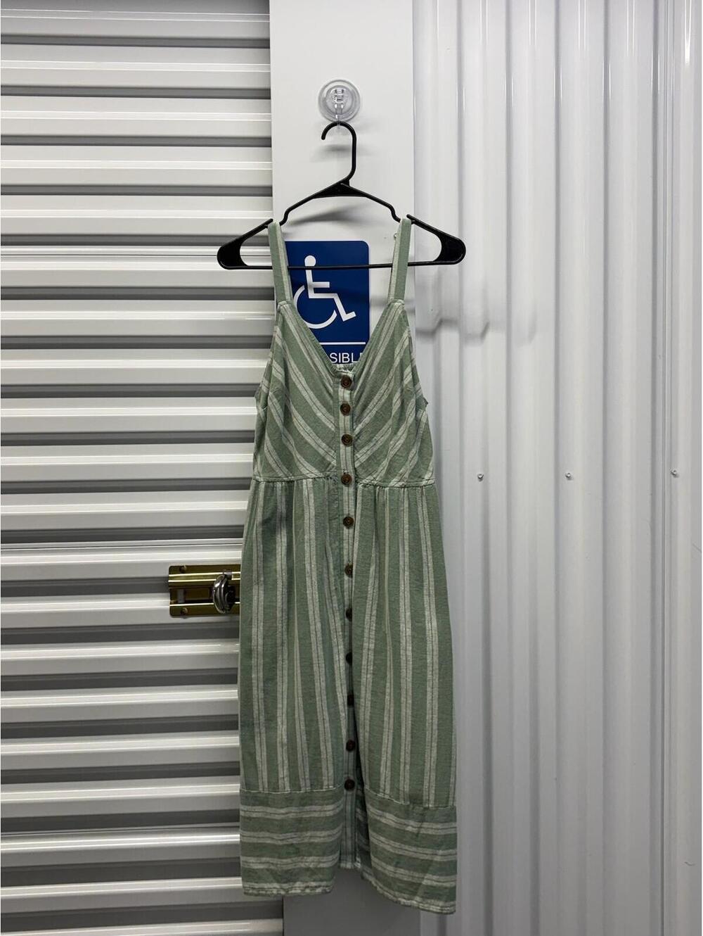 Universal Thread Women’s Medium Green Striped Linen Blend Sundress Pockets